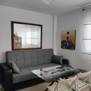 https://apartamento-teatinos-malaga-29010-4.1costadelsol.com
